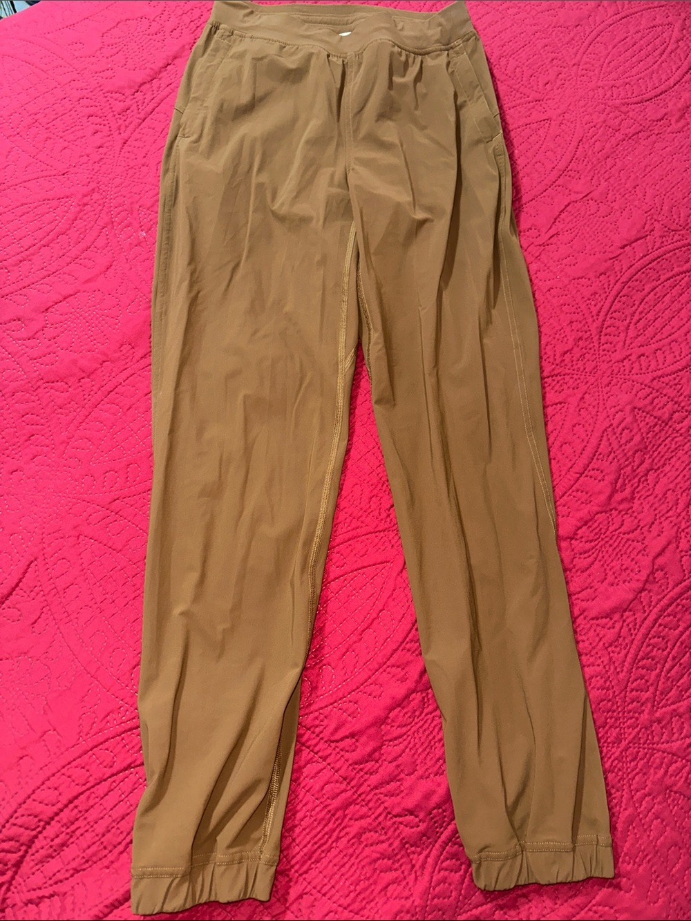 Women’s dance studio joggers size 4